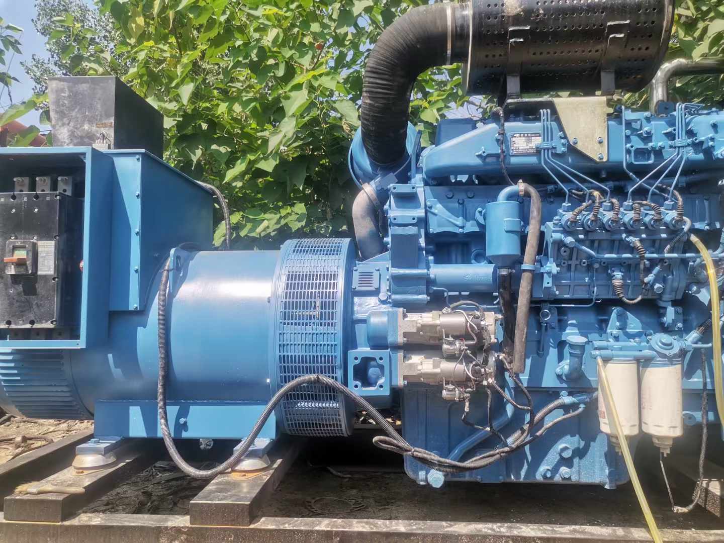 印台详细说明降低 800kW 柴油发电机输出电流波动的方法